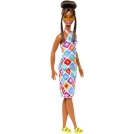Barbie Fashionistas Doll con pelo castaño